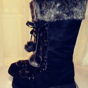 Girls Size 1 black boots